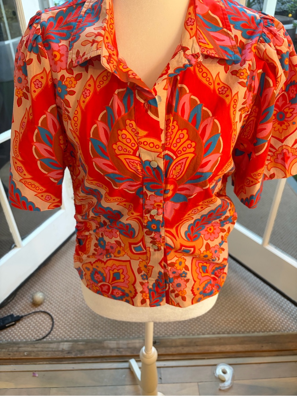 Women's Floral Button-Up Top in Red and Pink-Love the label